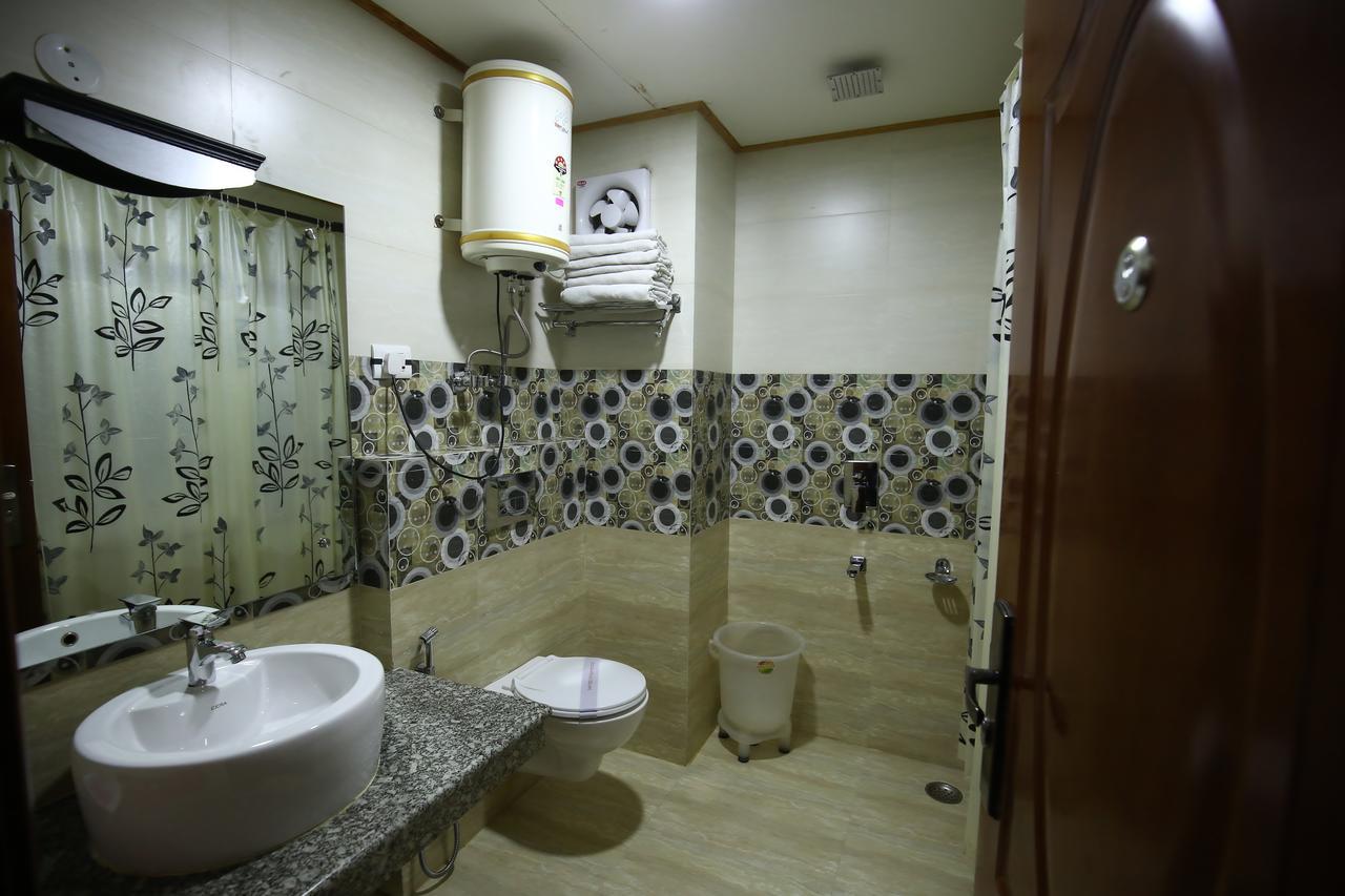 Hotels Apple Nest - Former Lemon Tree Hotel Manāli Buitenkant foto